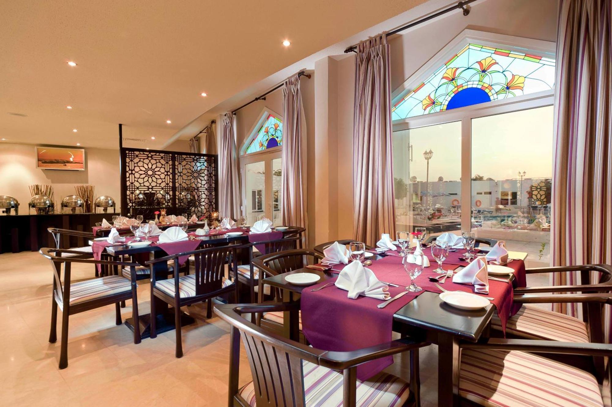Al Wadi Hotel Сухар Екстер'єр фото