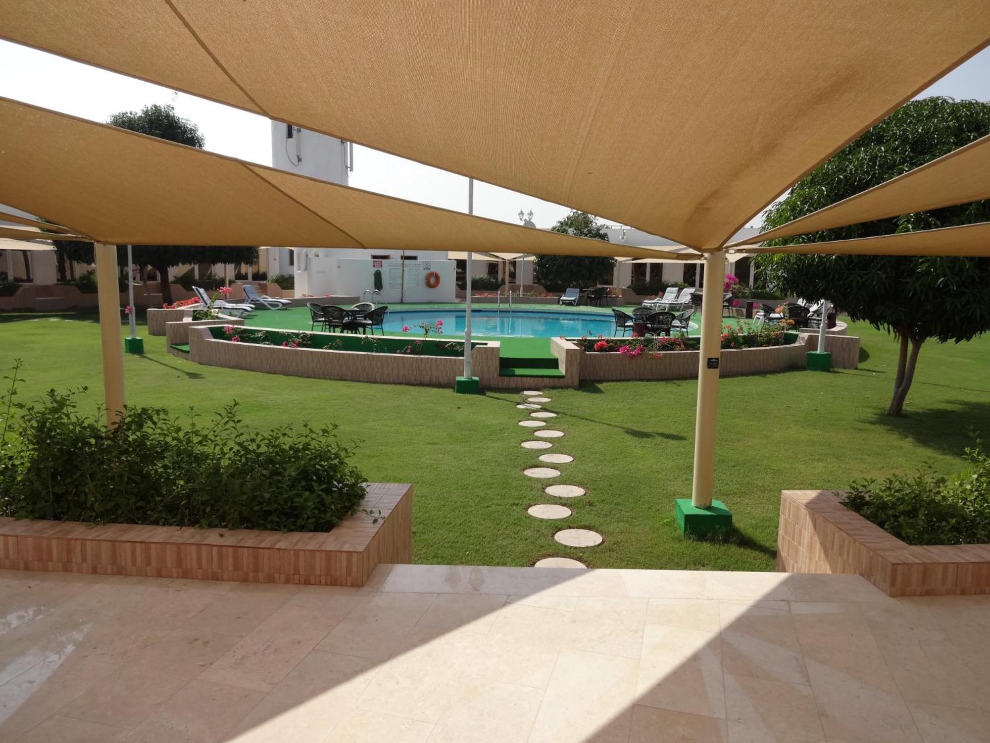 Al Wadi Hotel Сухар Екстер'єр фото