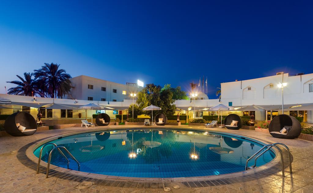 Al Wadi Hotel Сухар Екстер'єр фото